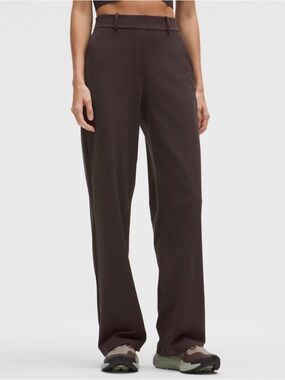 Lululemon Daydrift Straight Leg Trouser in Sequoia